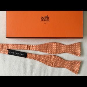 Iconic H bow tie HERMES orange silk oroginal